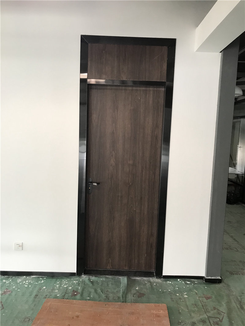免漆單開門